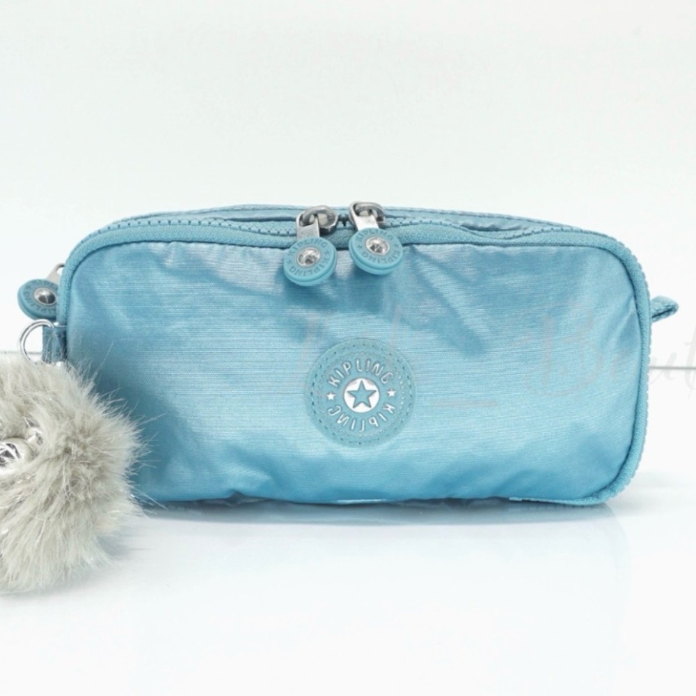 Kipling chap pen case and makeup